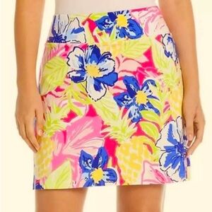 Rafaela like new bright colored floral skort size small
